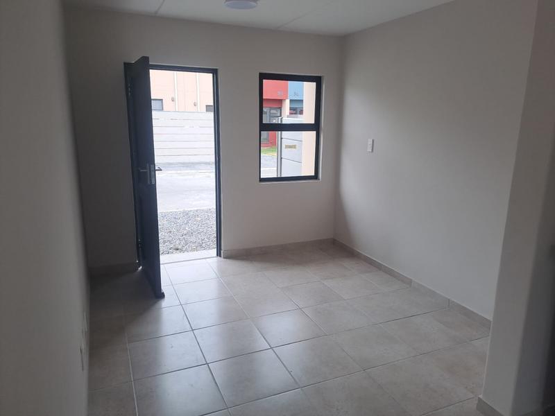 2 Bedroom Property for Sale in Blackheath Industrial Western Cape